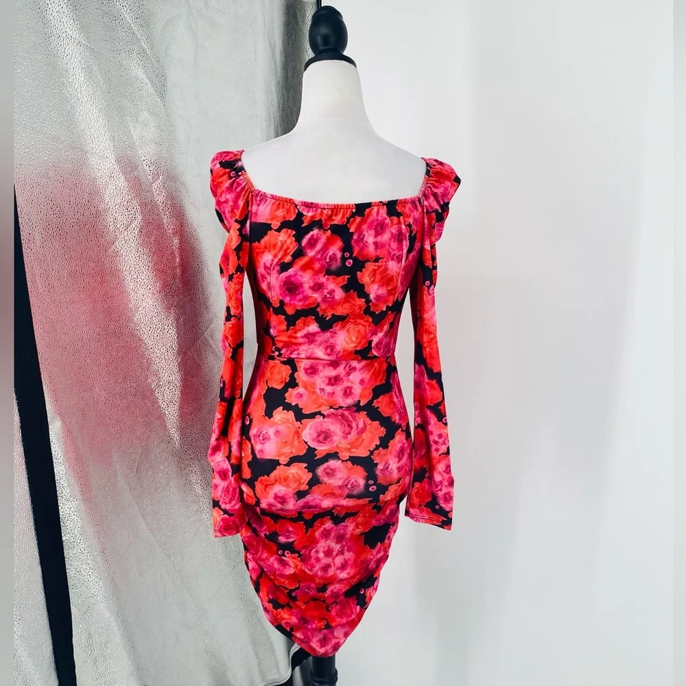 Black Floral Print Long Sleeve Square Neck Ruched Bodycon Mini Dress - Picture 12 of 15